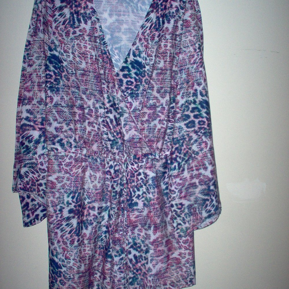 JENNIFER LOPEZ LOW CUT DEEP V NECK  SHORTS SET, XL